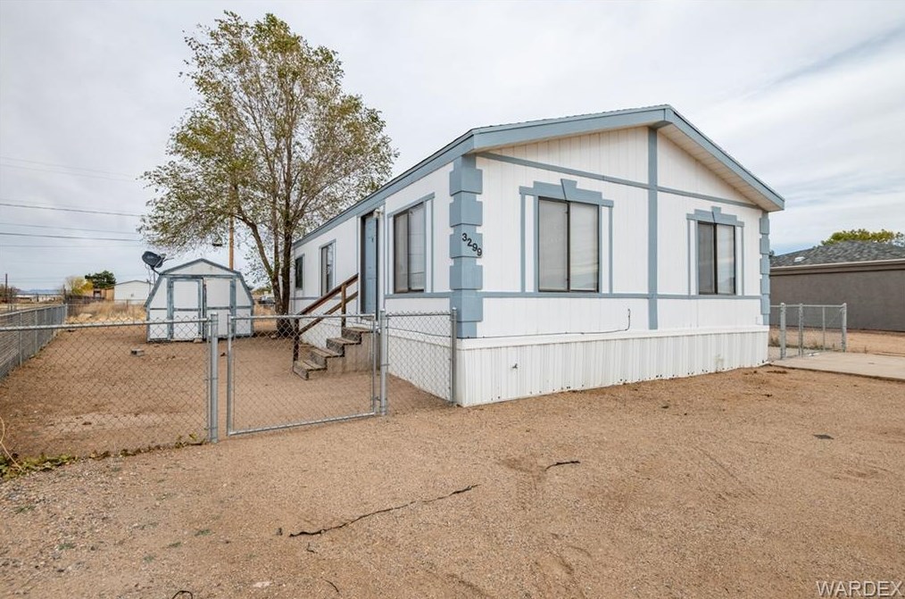 3299 Devlin Ave, Kingman, AZ 86409-2130