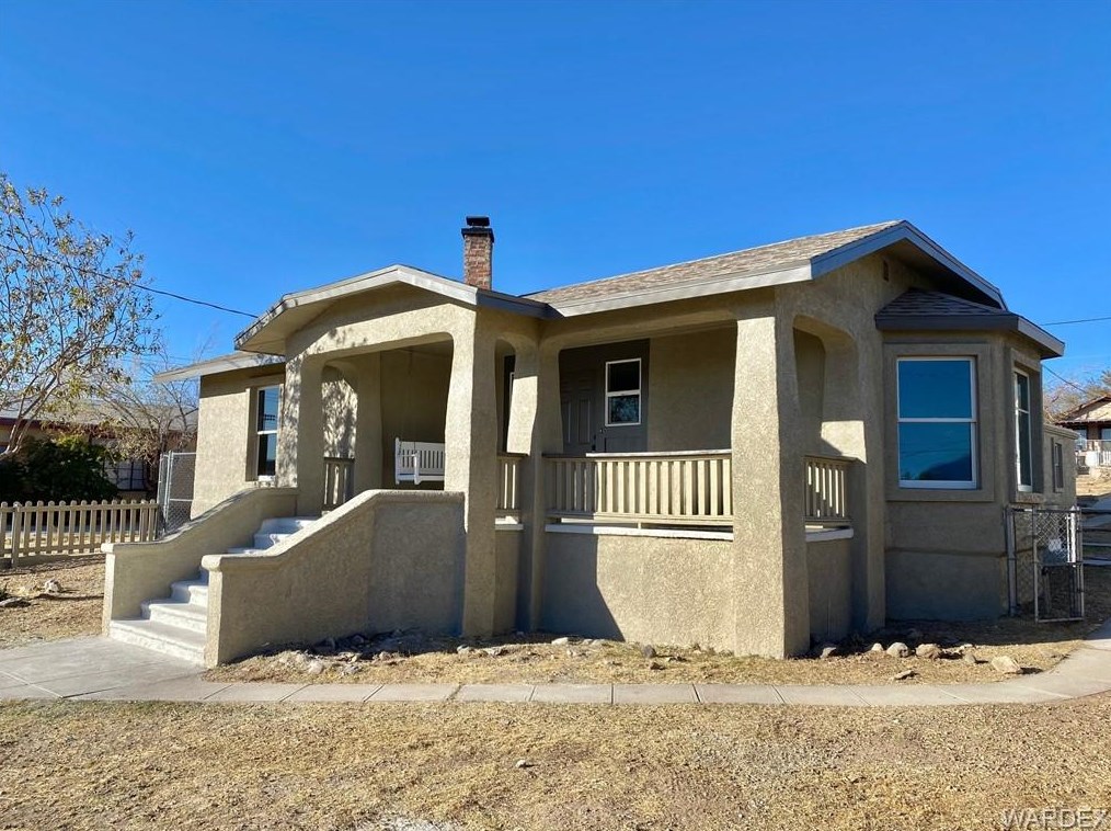 107 Chestnut St, Kingman, AZ 86401-5613