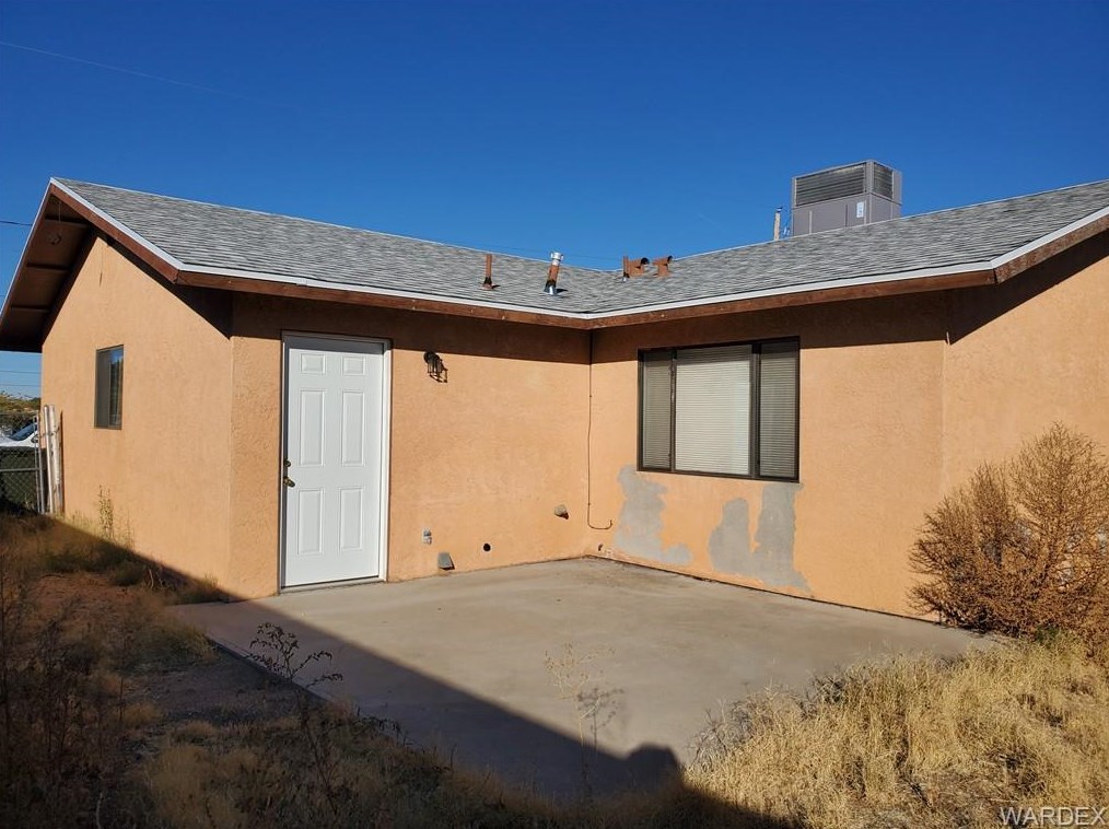 2712 Wallapai Ave, Kingman, AZ 86401-6358