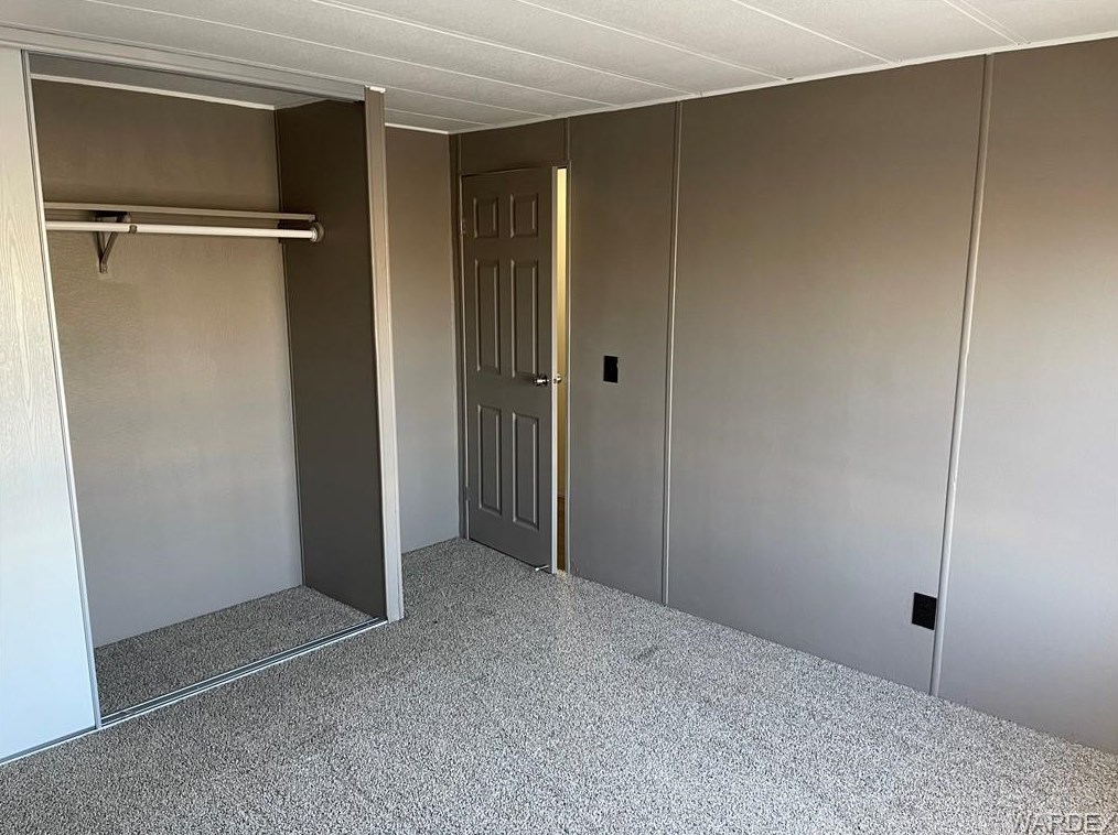 2740 Devlin Ave, Kingman AZ 86409-2205 exterior