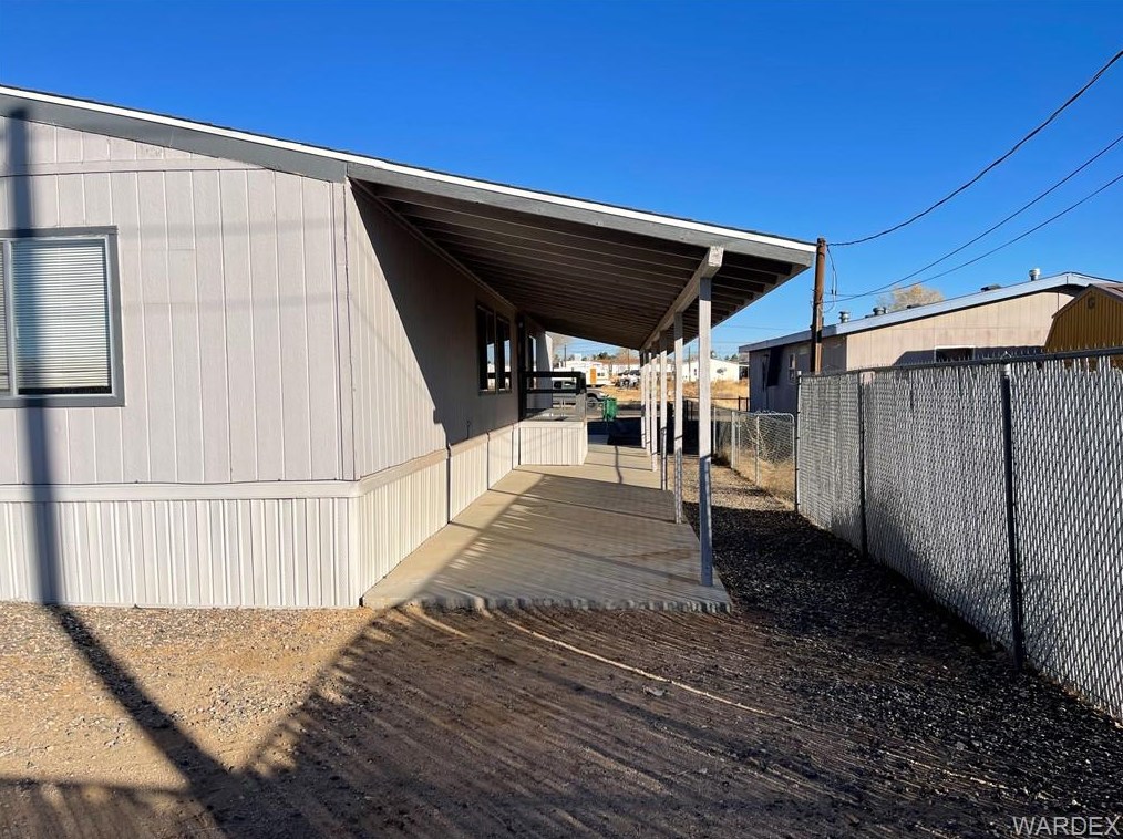 2740 Devlin Ave, Kingman AZ 86409-2205 exterior