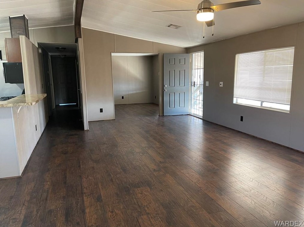 2740 Devlin Ave, Kingman AZ 86409-2205 exterior