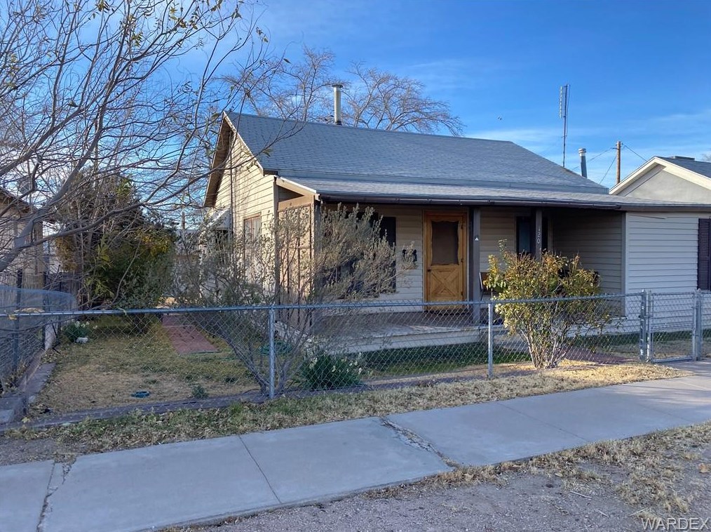 120 Oak St, Kingman, AZ 86401-5836