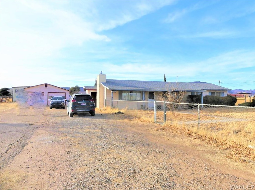 4065 Lomita St, Kingman, AZ 86409-2519
