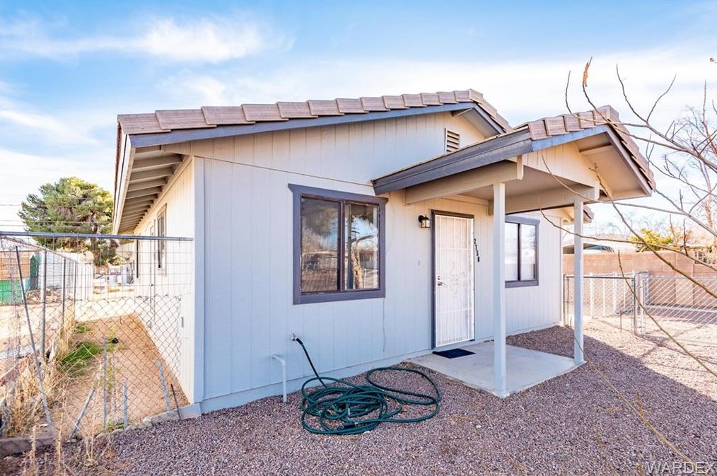 2750 Carver Ave, Kingman, AZ 86409-1468