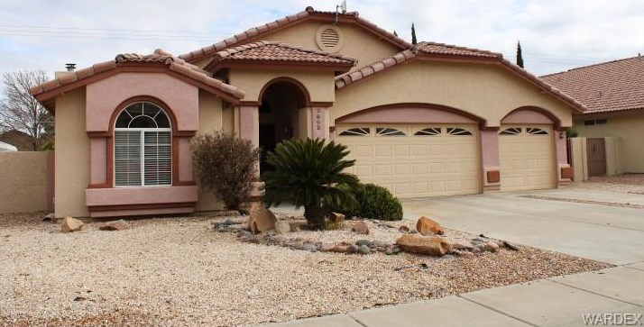 2602 Airfield Ct, Kingman, AZ 86401-8000