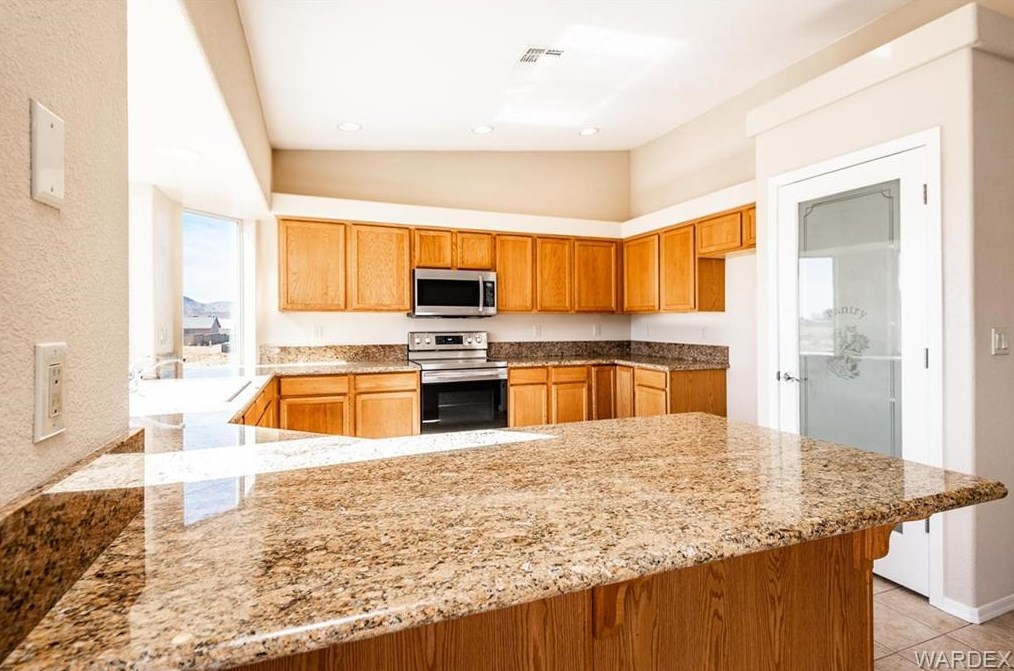 7670 Chuckawalla Dr, Kingman, AZ 86401-9458