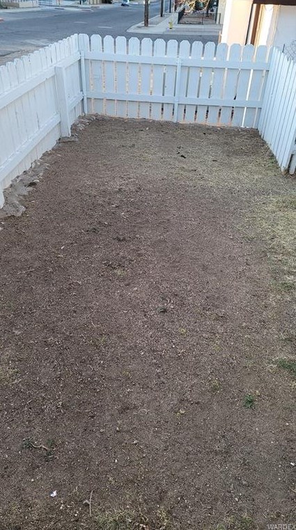 603 3rd St, Kingman, AZ 86401-5605