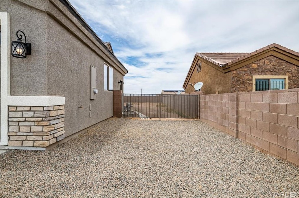 3287 Roma Rd, Kingman AZ 86401 exterior
