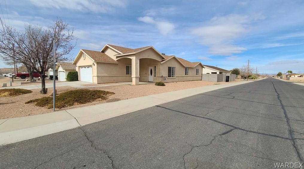 2647 Southern Ave, Kingman AZ 86401-5313 exterior