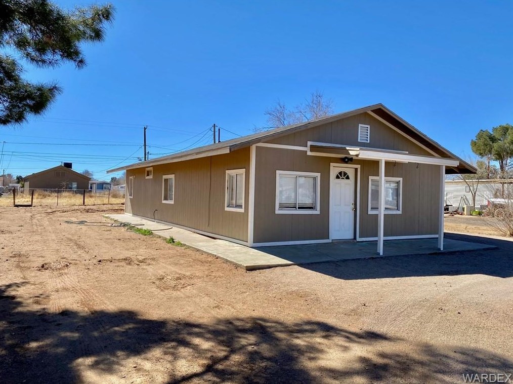 2890 Mcvicar Ave, Kingman, AZ 86409-1465