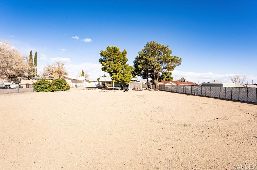 4893 Scotty Dr, Kingman AZ 86409-9002 exterior