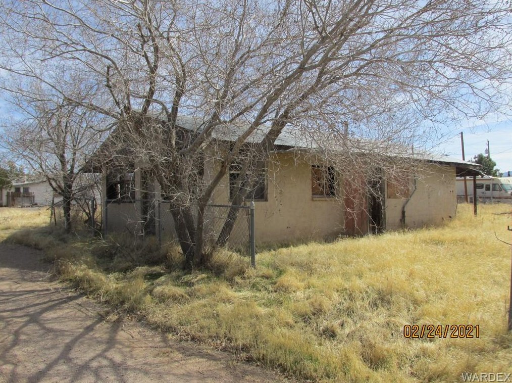 806 Madison St, Kingman, AZ 86401-6139