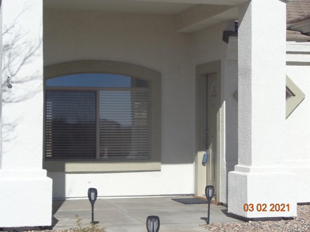7089 Stetson Dr, Kingman, AZ 86401-9527