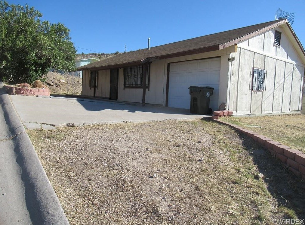 119 Beech St, Kingman, AZ 86401-5651