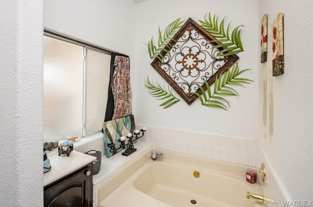 2591 Diamond Spur St, Kingman AZ 86401-7848 exterior