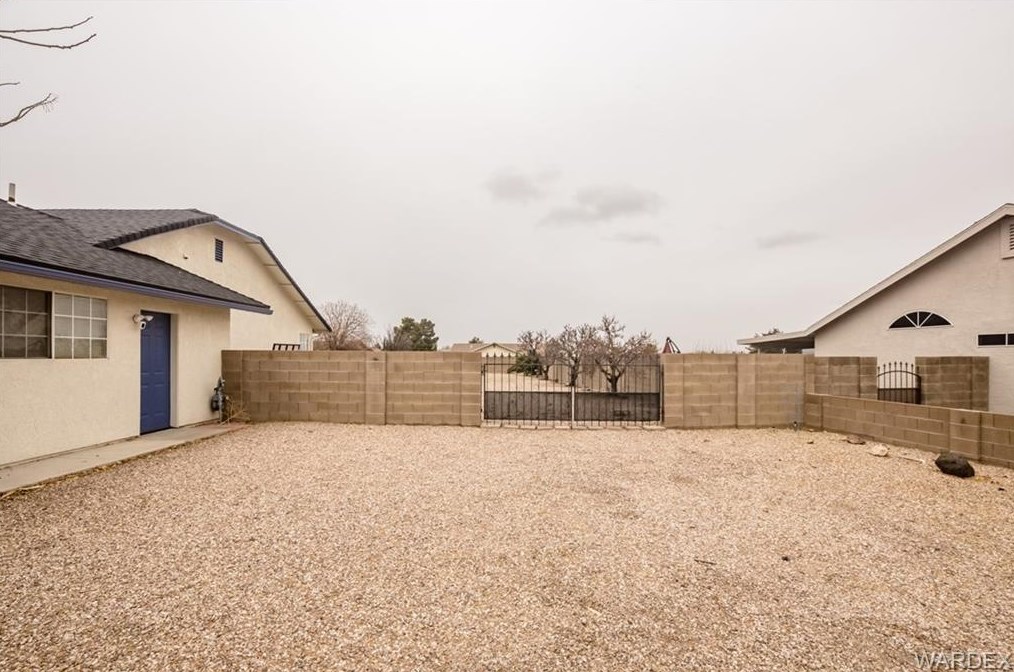 2591 Diamond Spur St, Kingman, AZ 86401-7336