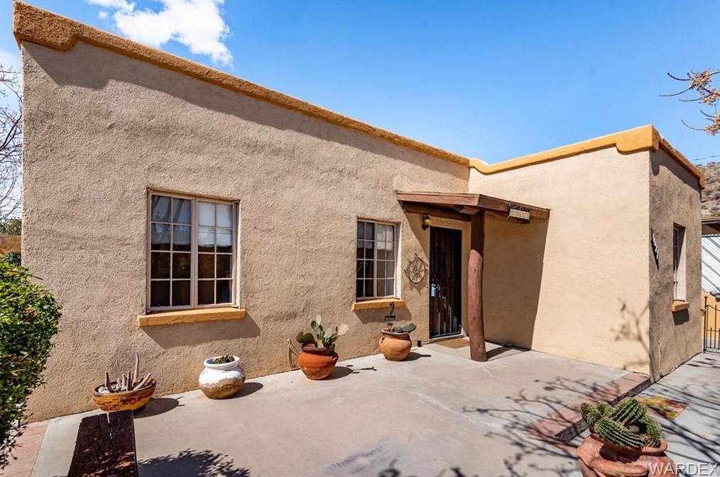 1027 Grandview Ave, Kingman, AZ 86401-5520
