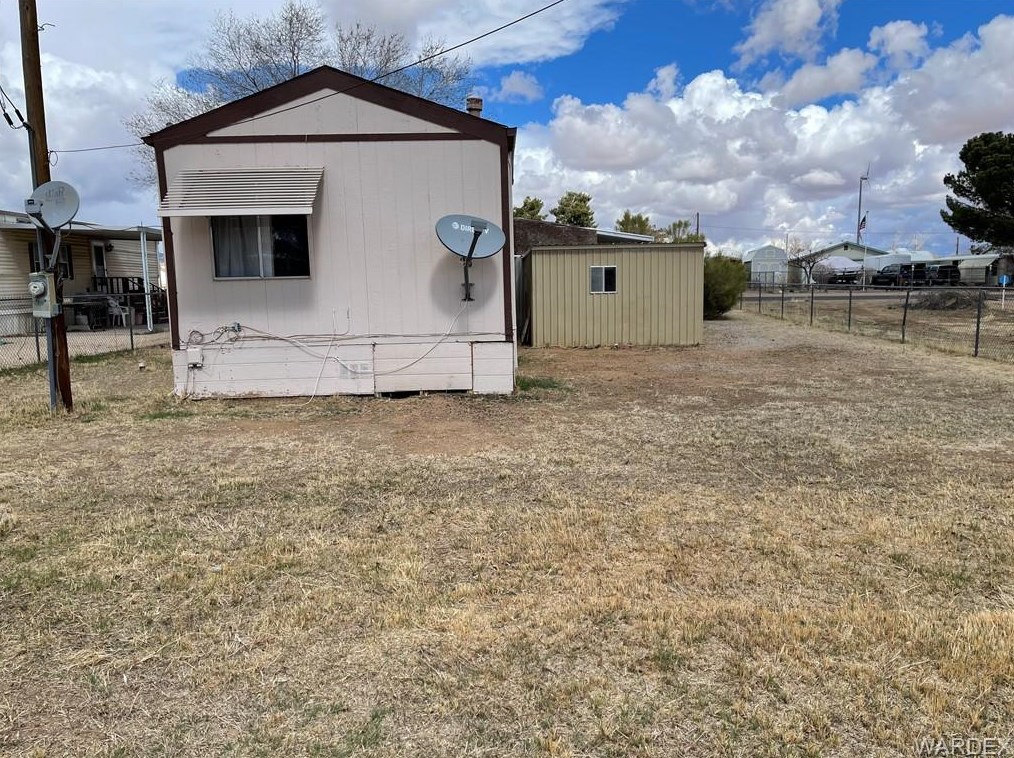 1550 Devlin Ave, Kingman AZ 86409-2207 exterior