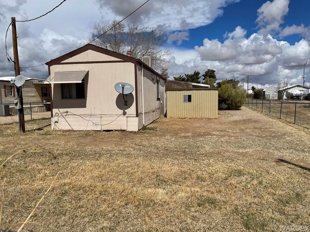 1550 Devlin Ave, Kingman AZ 86409-2207 exterior