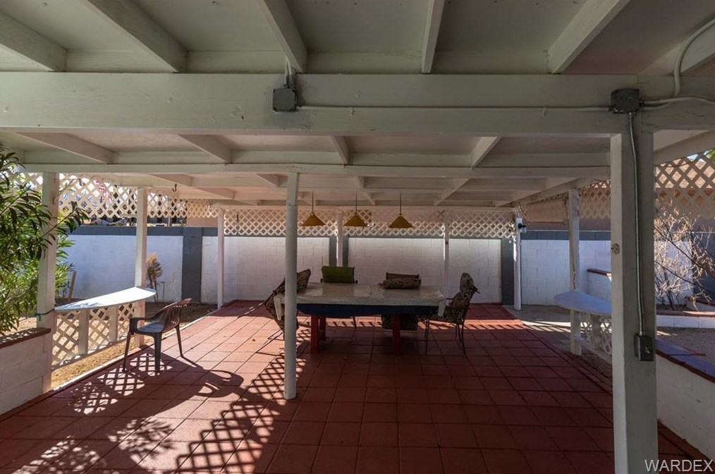 3585 Wl St, Kingman AZ 86409-3020 exterior