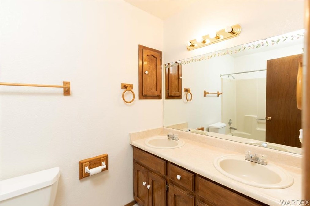 3585 Wl St, Kingman AZ 86409-3020 exterior