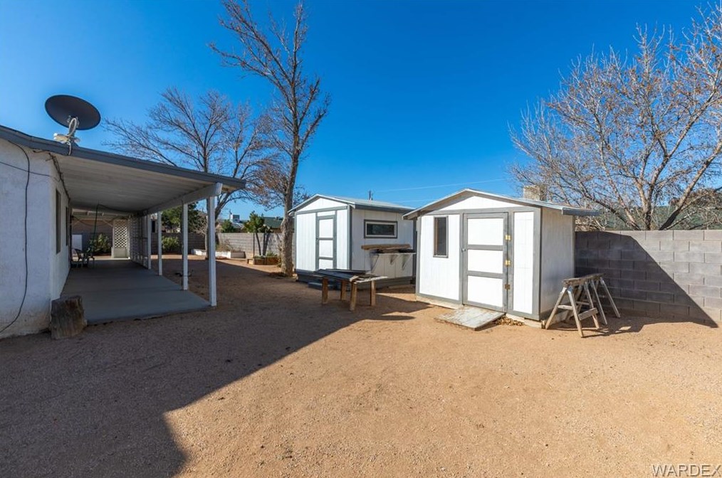 3585 Wl St, Kingman AZ 86409-3020 exterior