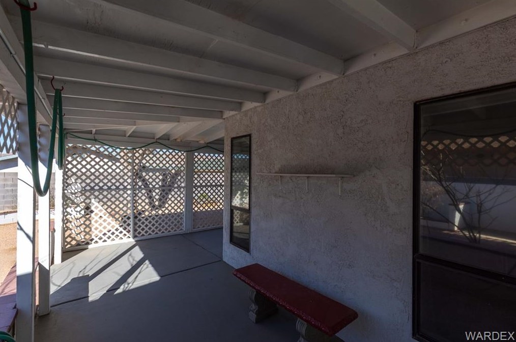 3585 Wl St, Kingman AZ 86409-3020 exterior