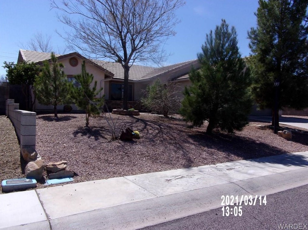 2932 Casa Bonita, Kingman, AZ 86409-1647