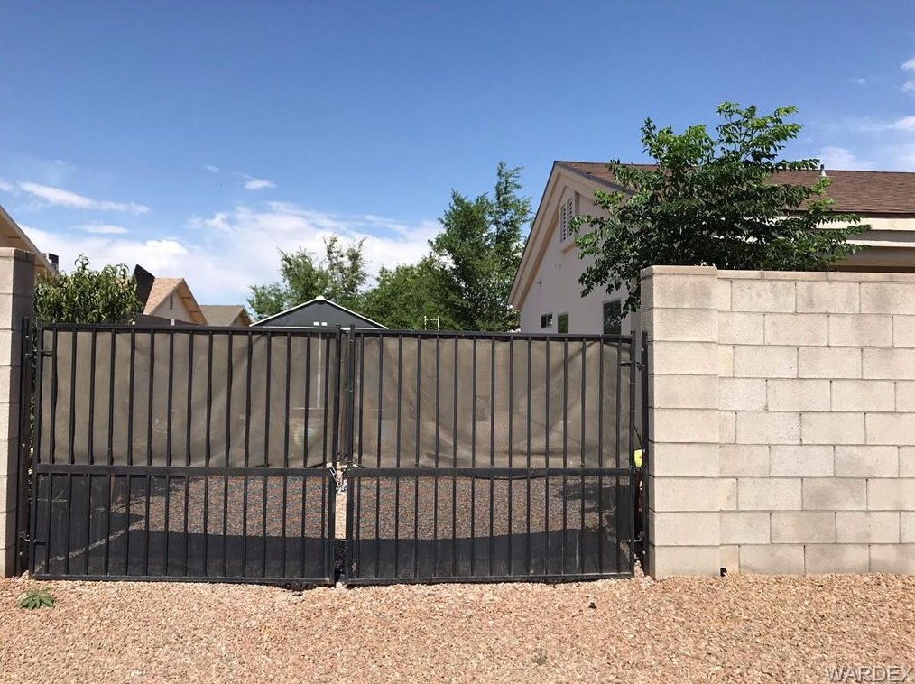 2648 Emerson Ave, Kingman, AZ 86401-6312