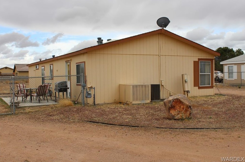 3830 Prescott St, Kingman, AZ 86409-3327
