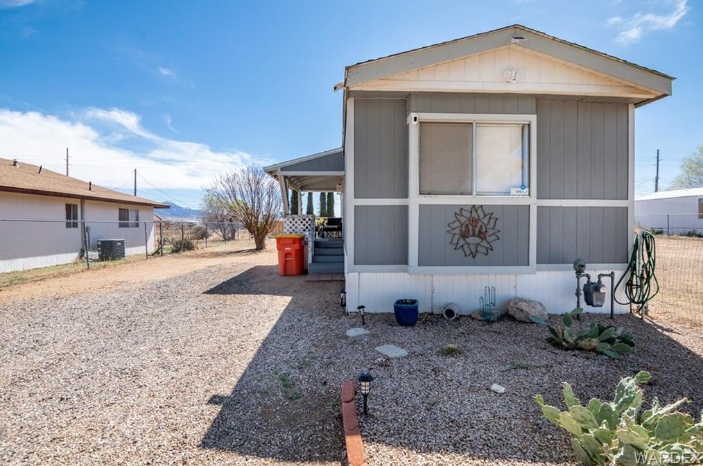 2930 Devlin Ave, Kingman AZ 86409-2207 exterior