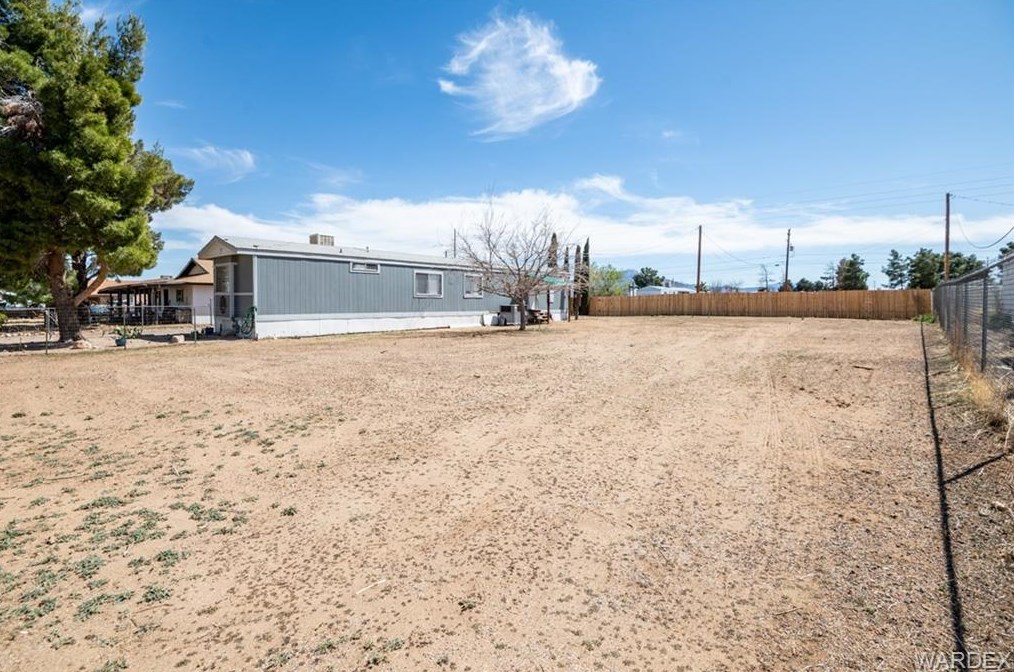 2930 Devlin Ave, Kingman AZ 86409-2207 exterior