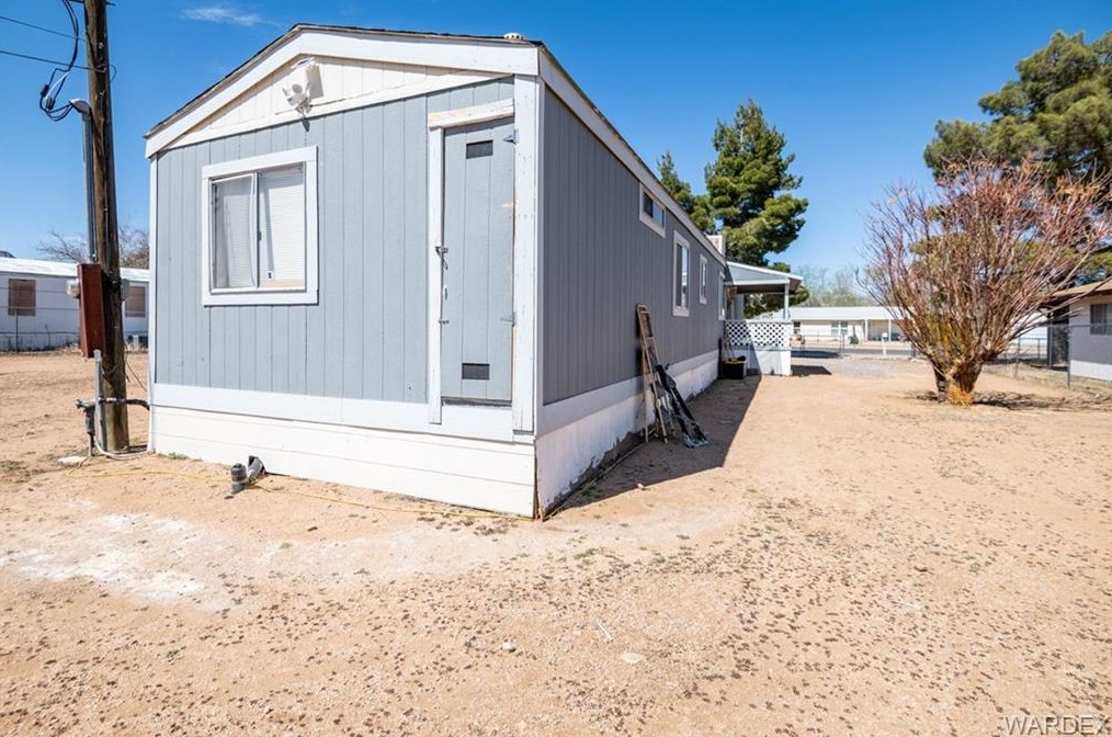 2930 Devlin Ave, Kingman AZ 86409-2207 exterior