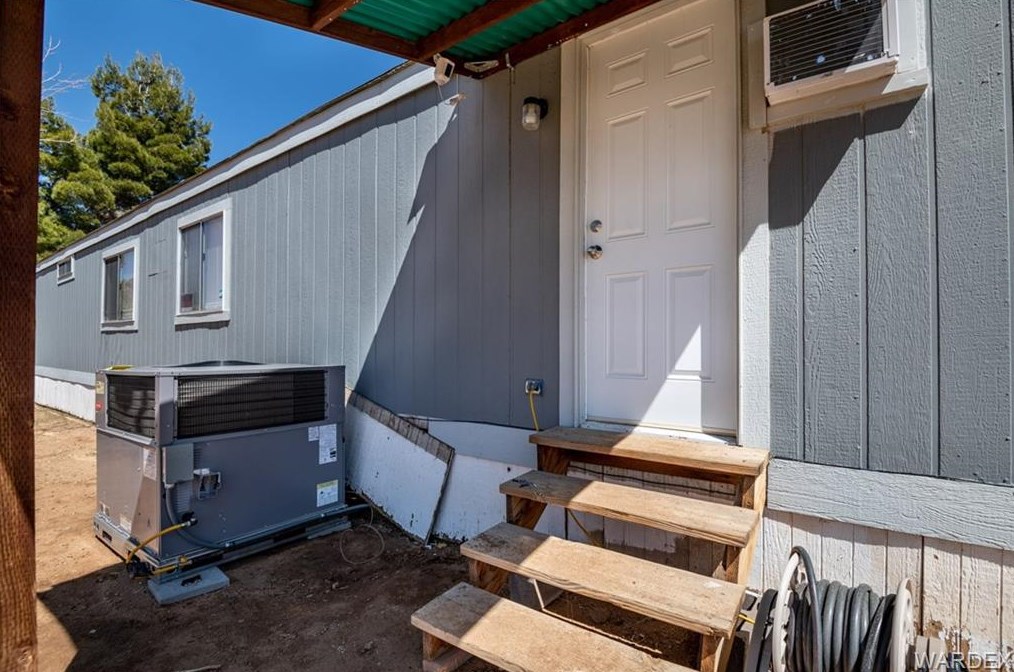 2930 Devlin Ave, Kingman AZ 86409-2207 exterior