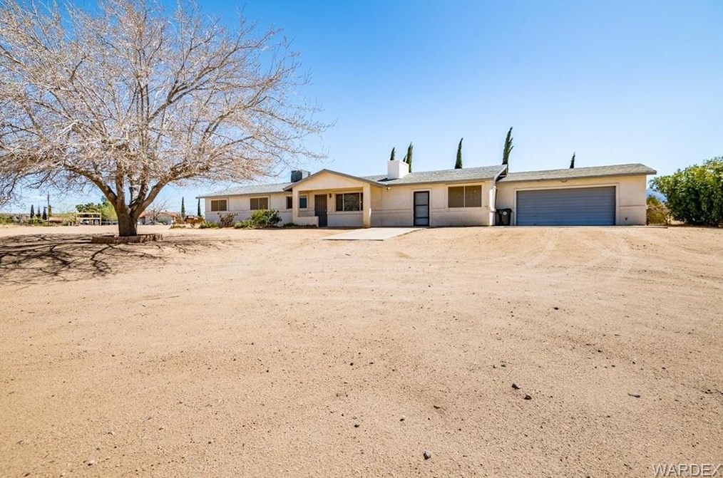 1420 Eastern St, Kingman, AZ 86401-5210