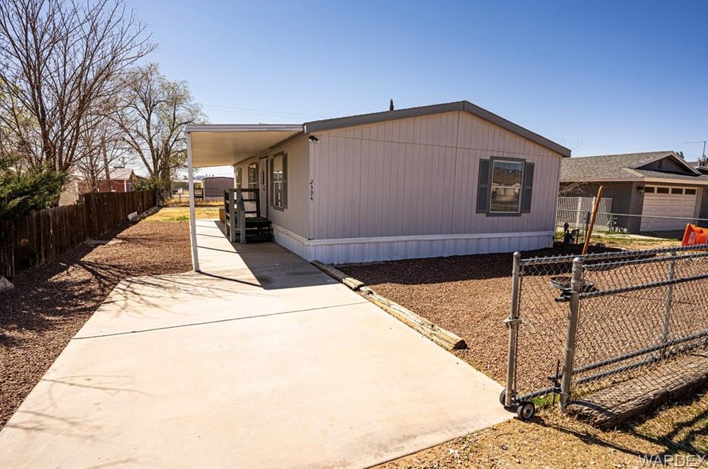 2394 Thompson Ave, Kingman, AZ 86409-1955