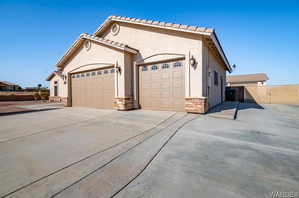 2905 Diamond Spur St, Kingman AZ 86401-7851 exterior