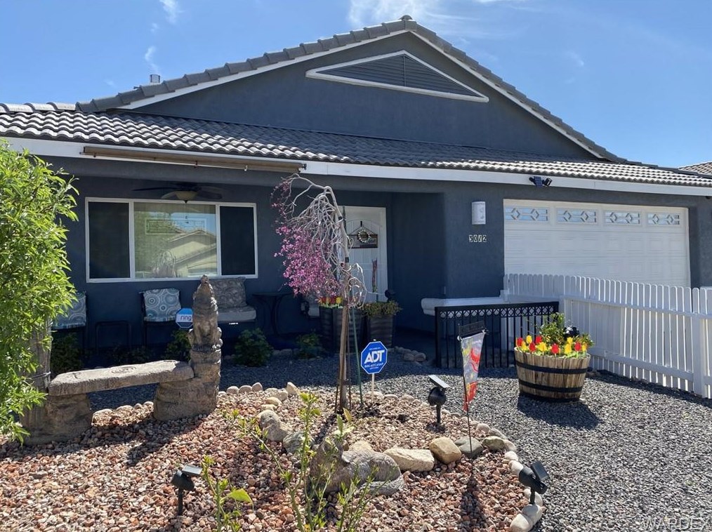 3012 Tanner St, Kingman, AZ 86401-4322