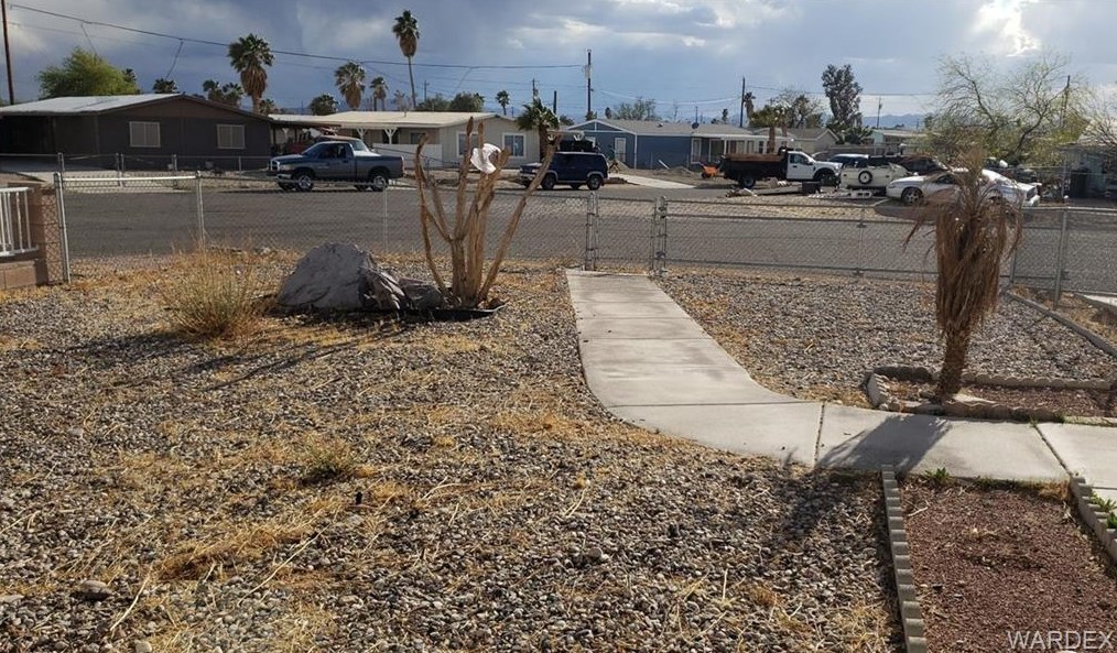 1421 E Pearl Circle, Bullhead City, AZ 86426