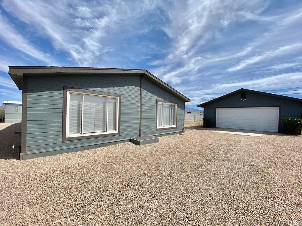 2280 Butler Ave, Kingman, AZ 86409-1838