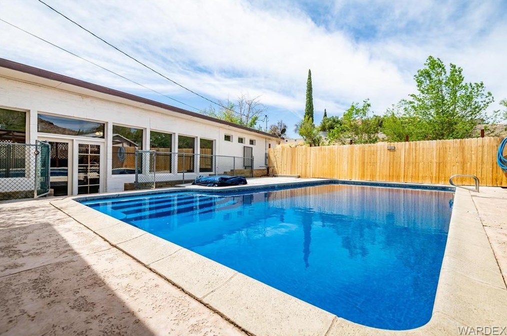 409 Lead St, Kingman, AZ 86401-5523