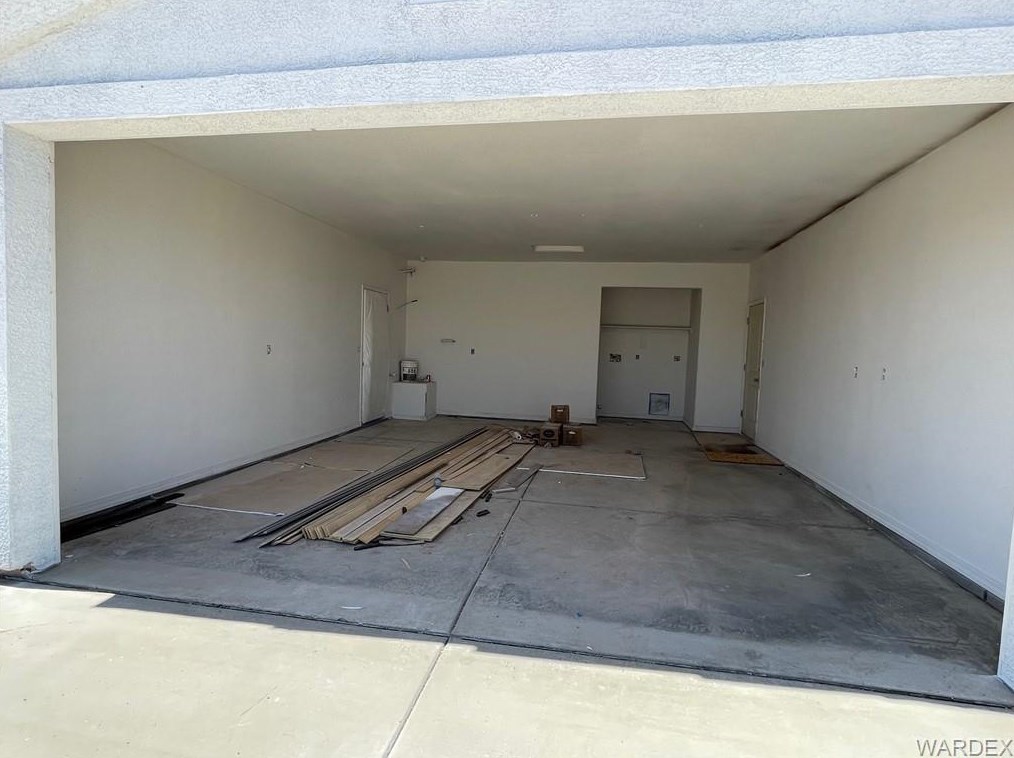 4827 Famoso Dr, Kingman, AZ 86409-1643