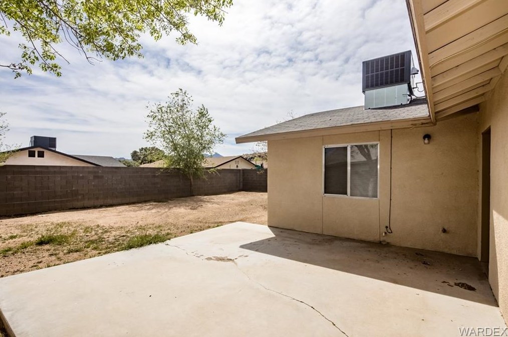 2890 Alpha St, Kingman AZ 86401-5380 exterior