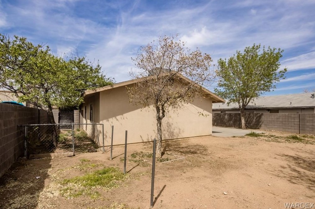 2890 Alpha St, Kingman AZ 86401-5380 exterior