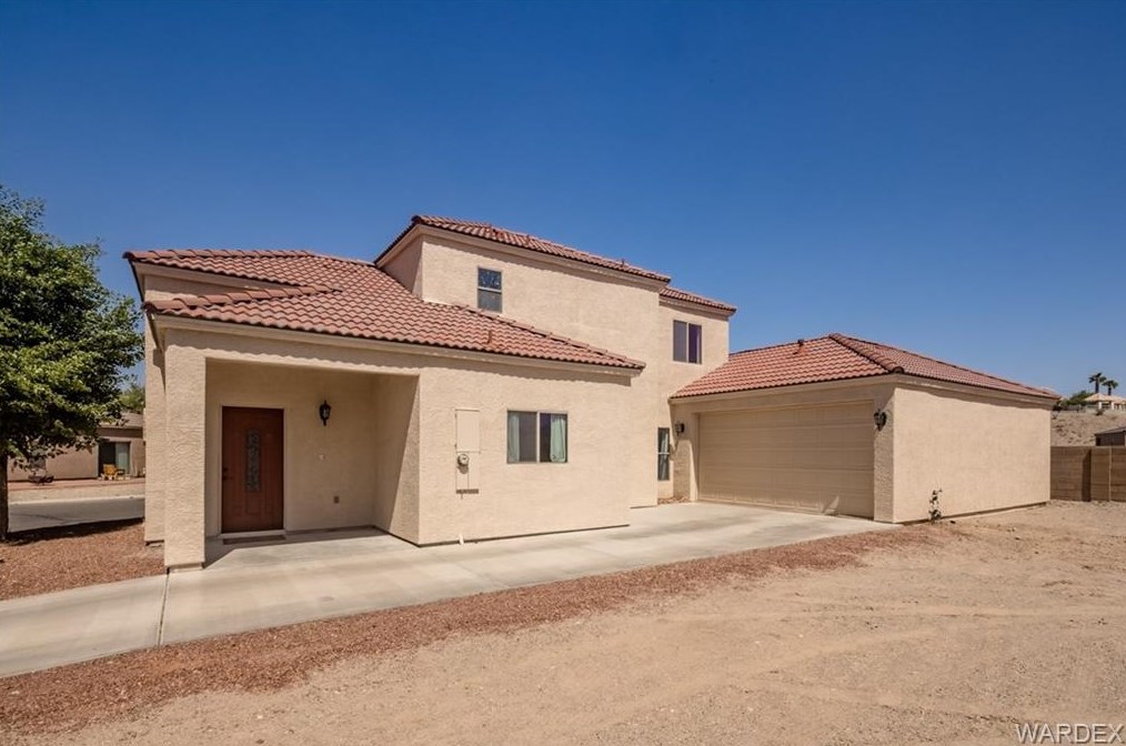 2404 Stonebridge Dr, Bullhead City, AZ 86442