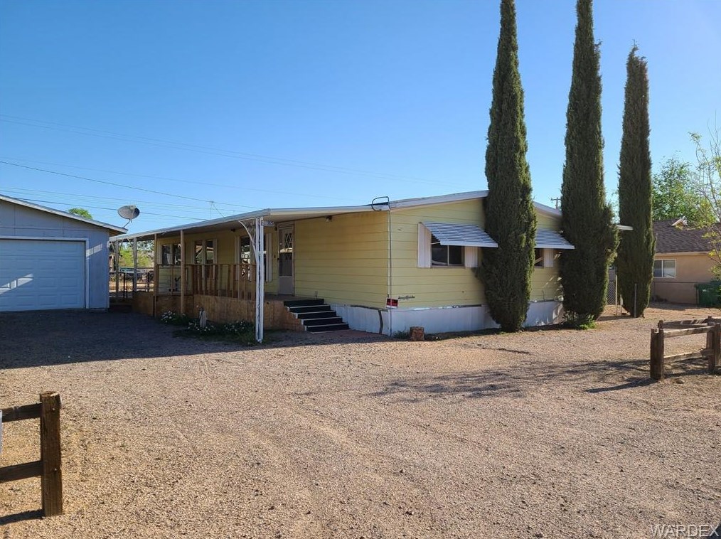 2275 Lass Ave, Kingman, AZ 86409-1349