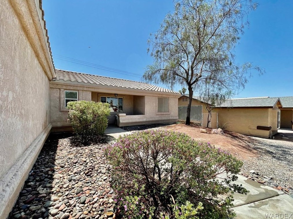 2480 Cielo Dr, Lake Havasu City, AZ 86403-5008