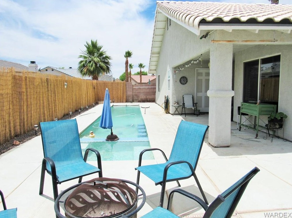 2460 E Palo Verde Dr, Mohave Valley, AZ 86440