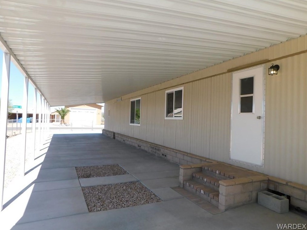 8314 S Spruce Dr, Mohave Valley, AZ 86440